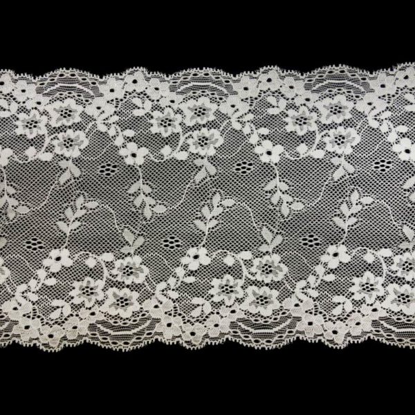 wide stretchy lace